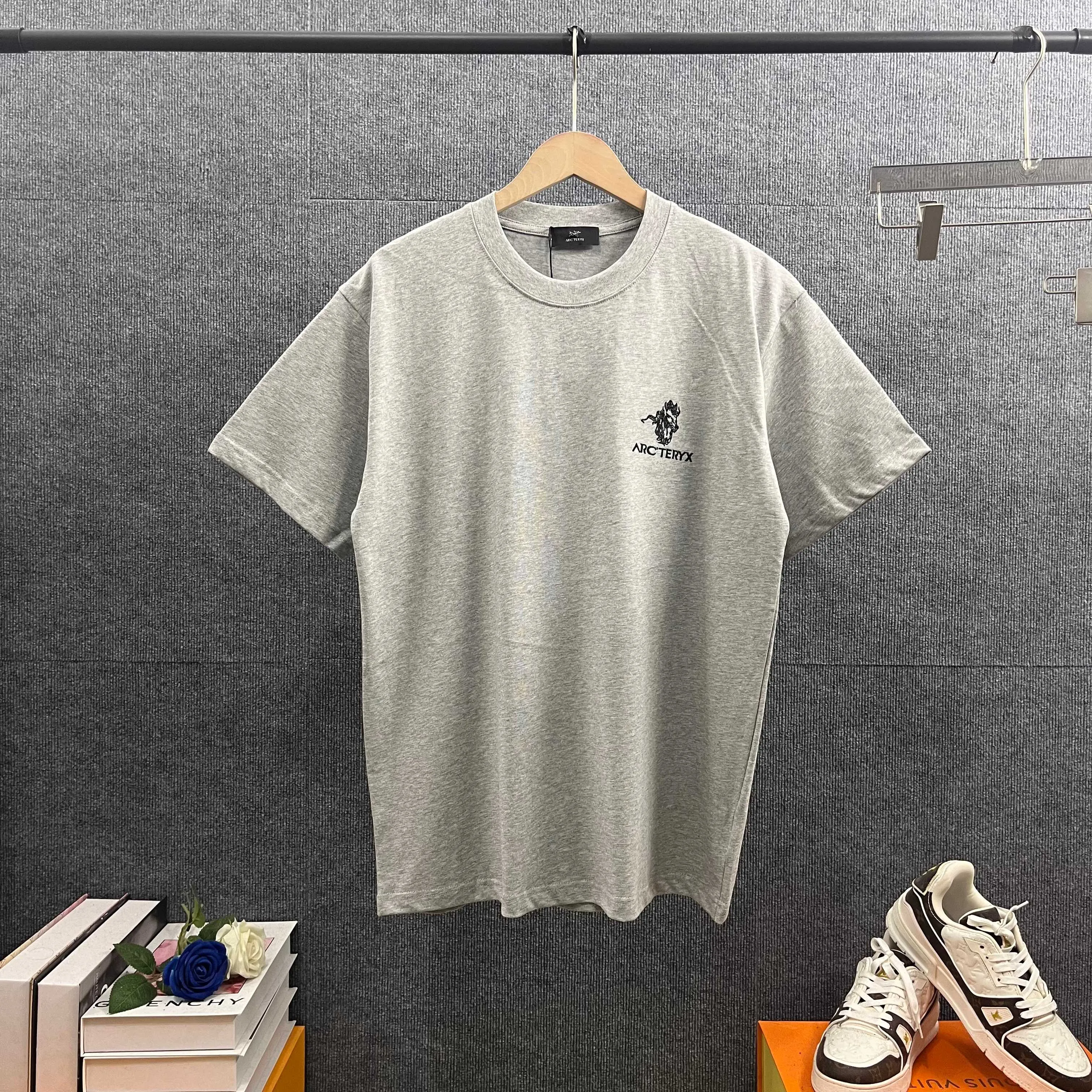 ARC'* * * 2026 New Arrival Classic T Same Style ：Black White Red Gray Size： S （90-130 ） M （120-150 ） L （140-165 ） XL （160-180 ） XXL （180 ）